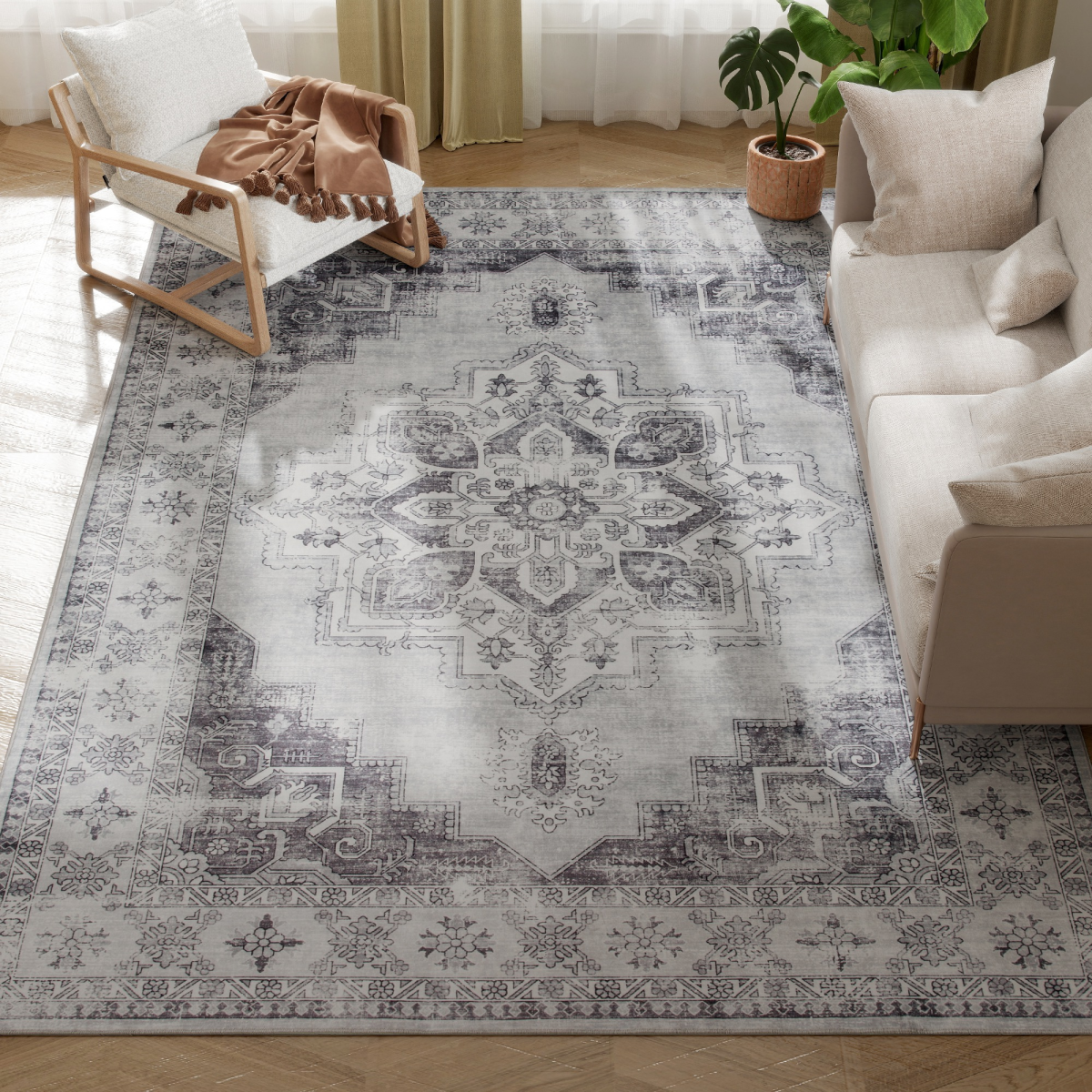 HOMCOM Flannel Non-Slip Washable Rug for Living Room