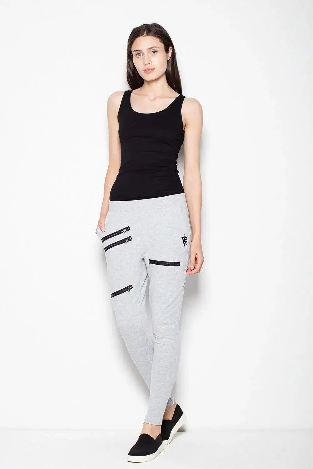 Venaton Stylish Tapered Sweatpants