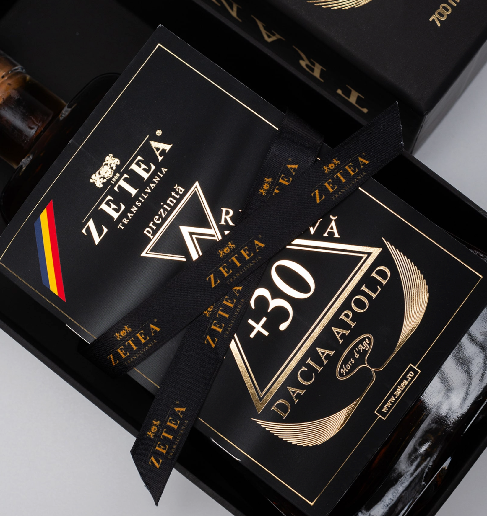 Zetea Ultima Rezerva (Last Reserve) Dacia Apold Hors D'Age Brandy (Vinars) 700ml