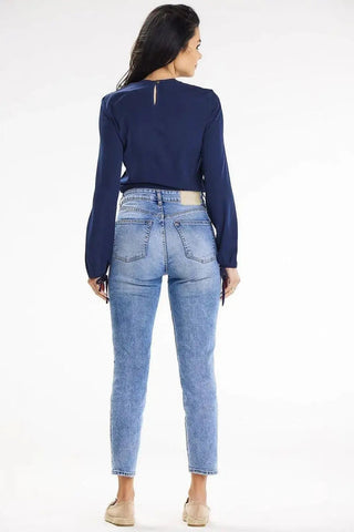 awama casual blouse with long sleeves tied at the bottom