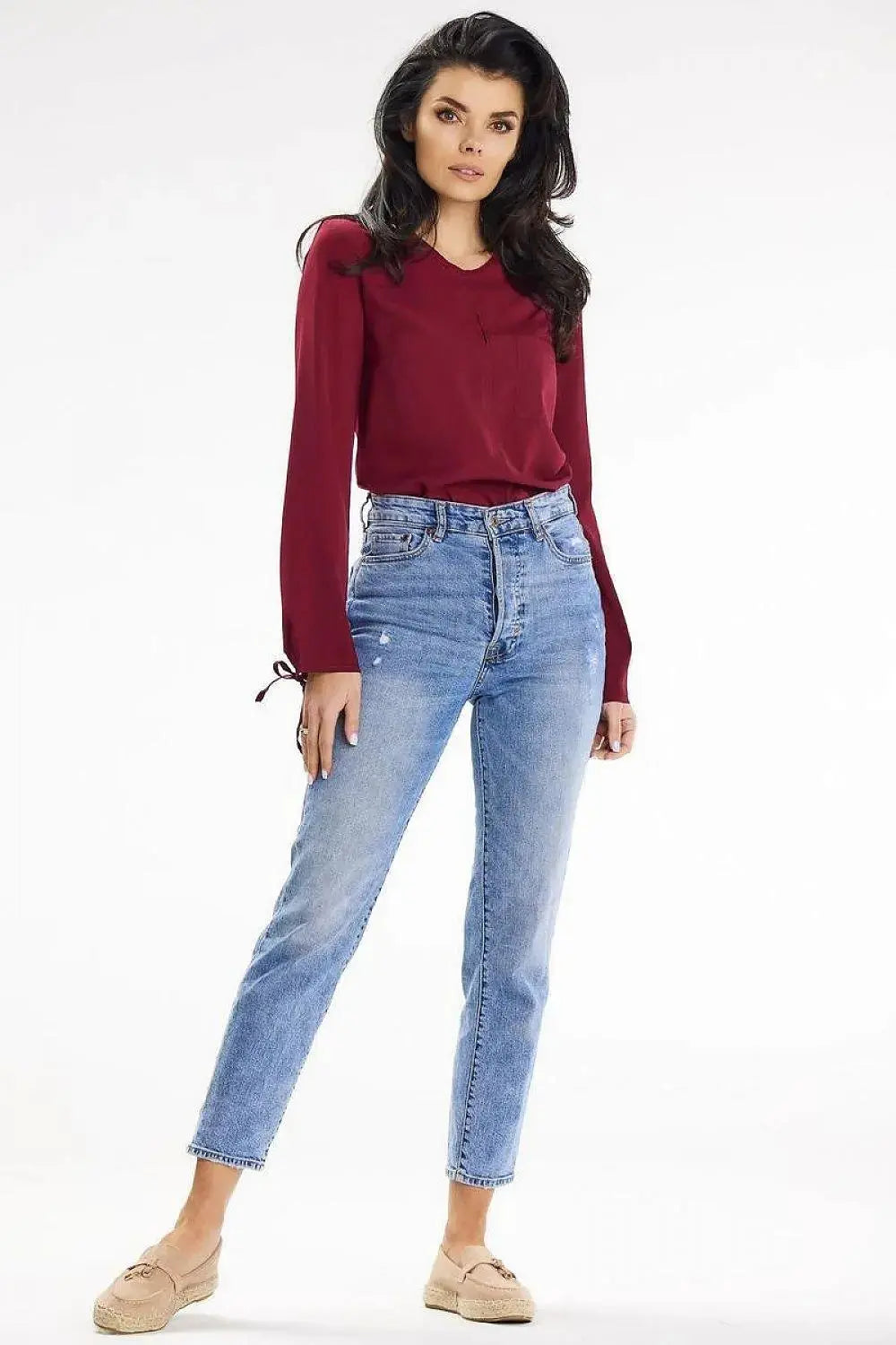 awama casual blouse with long sleeves tied at the bottom