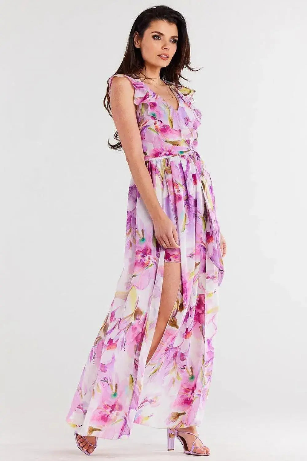 awama daydress made of chiffon on elastic lining, tied with a belt at the waist