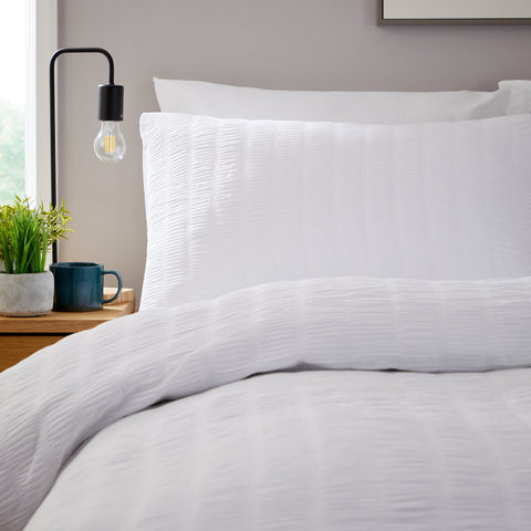 OLIVIA ROCCO Belgravia White Microfibre Duvet Cover Set With Pillowcases Soft Easy Care Modern Minimalist Bedding Machine Washable All Season