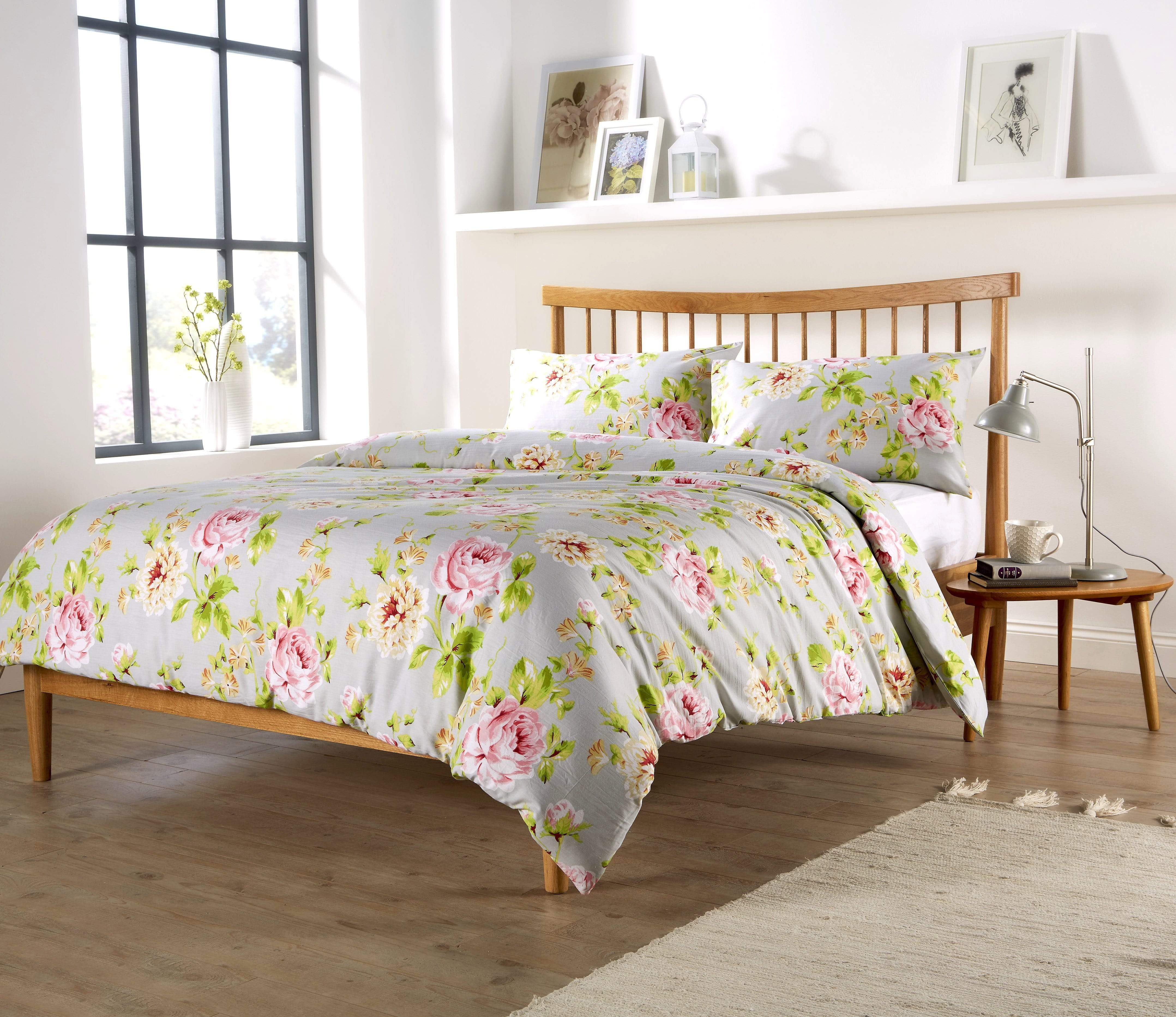 OLIVIA ROCCO Fleur Duvet Set Cotton Rich Breathable Bedding With Elegant Design Available In Single Double King Super King Sizes