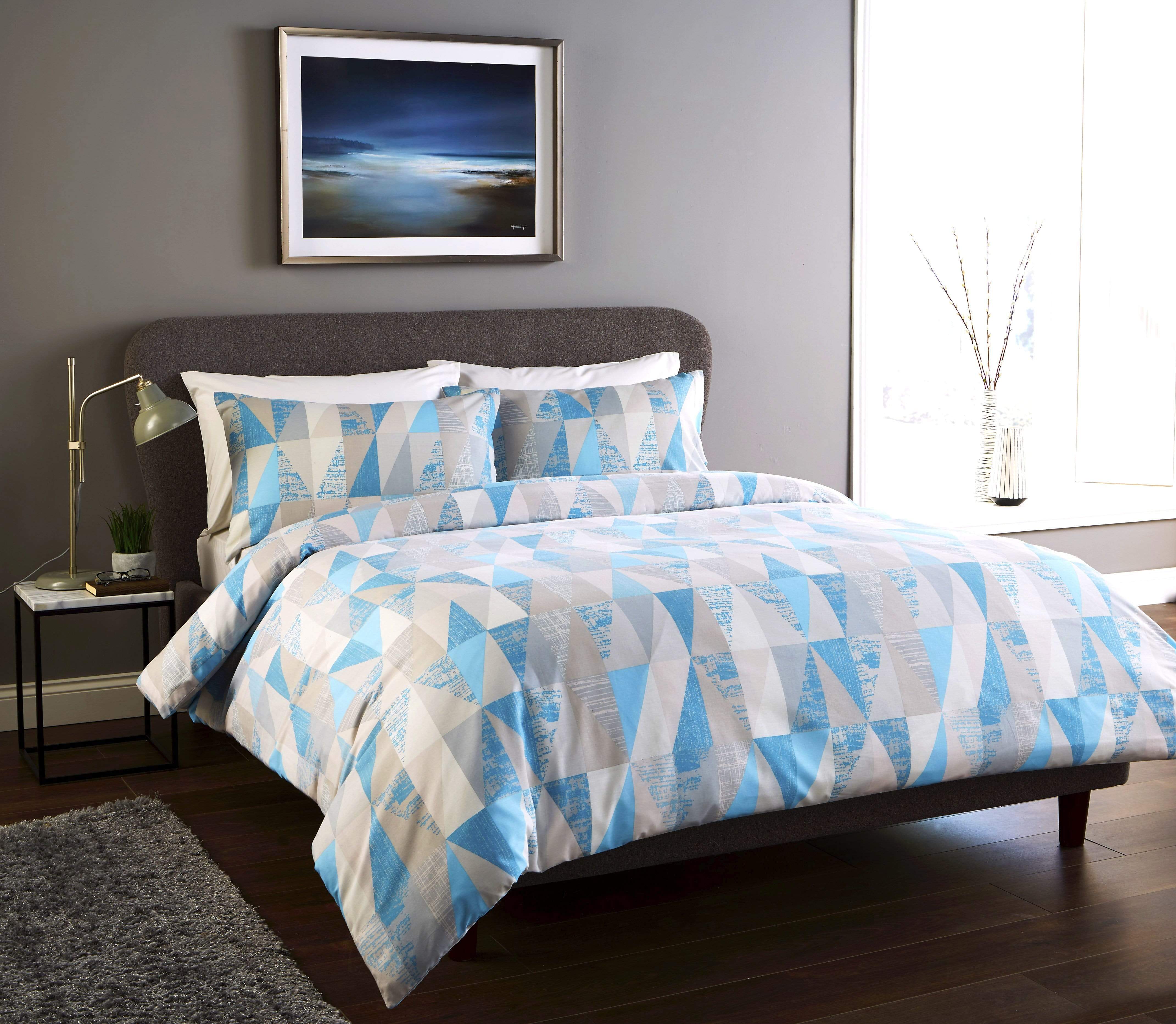 OLIVIA ROCCO Geo Design Cotton Rich Duvet Set Super Soft OEKO TEX Certified Ideal for Bedroom Decor Available in Single Double King Sizes