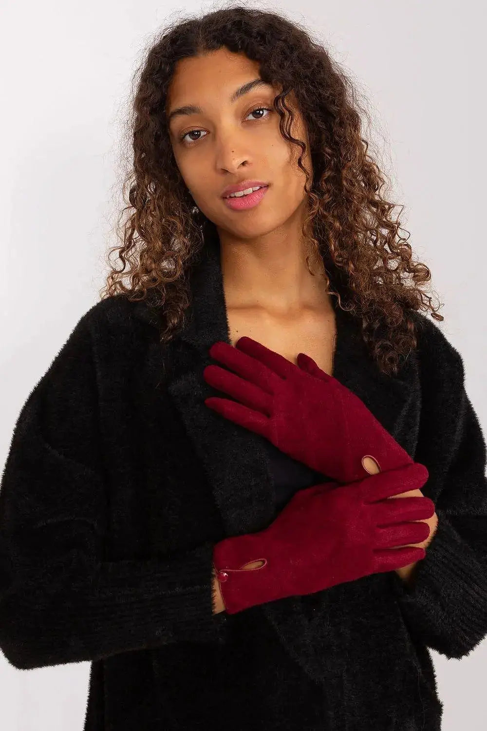 insulated fabric in a decorative geometric pattern gloves