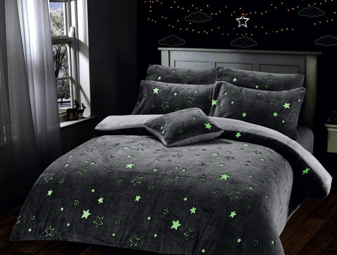 OLIVIA ROCCO Magical Stars Glow In The Dark Teddy Fleece Kids Duvet Set Ultra Soft Bedding With Pillowcases And Bed Throw