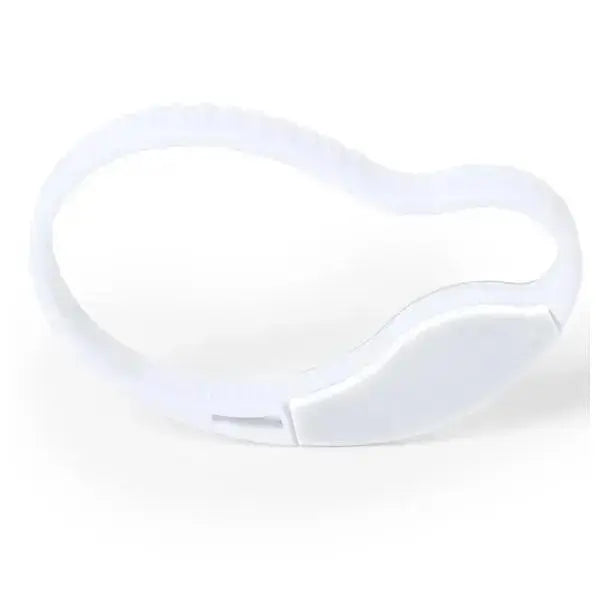 Magnetic Opener Magnetised Surface to Improve Attachment