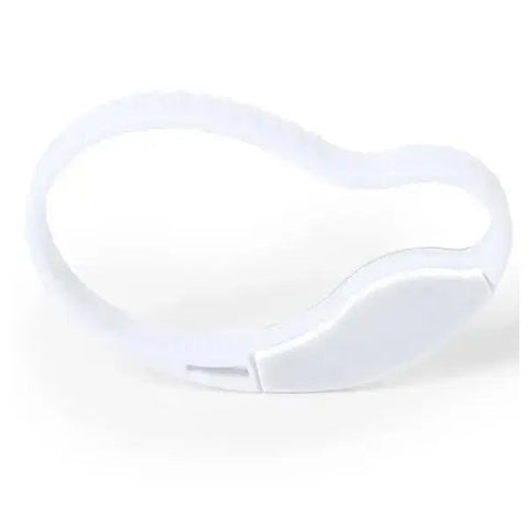 Magnetic Opener Magnetised Surface to Improve Attachment