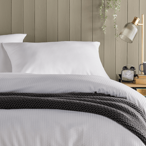 OLIVIA ROCCO Monaco Seersucker Duvet Cover Set Grey And White With Pillowcases For Single Double King Beds Breathable Easy Care Bedding