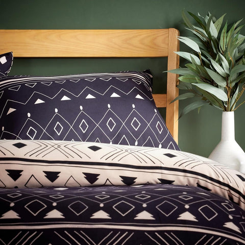 OLIVIA ROCCO Oslo Black Flannel Duvet Cover Set With Pillowcases Designed In England Super Soft Multiple Sizes Available