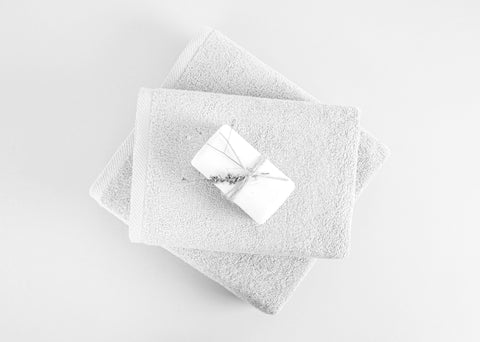 OLIVIA ROCCO Large Bath Sheets 80x140 cm Pack of 2 Quick Drying Lightweight Easycare Indus Valley Cotton Multiple Colours