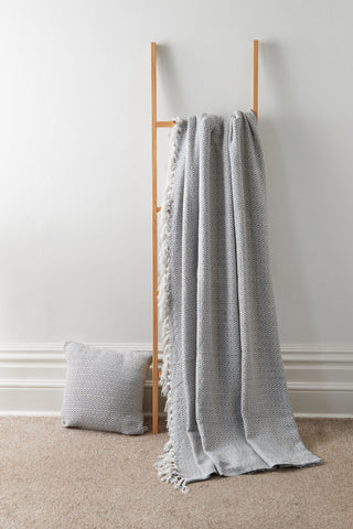 OLIVIA ROCCO Regal Handwoven Pure Cotton Throw Blanket Diamond Geometric Pattern Eco-Friendly Durable Bedspread Sofa Cover Multiple Sizes