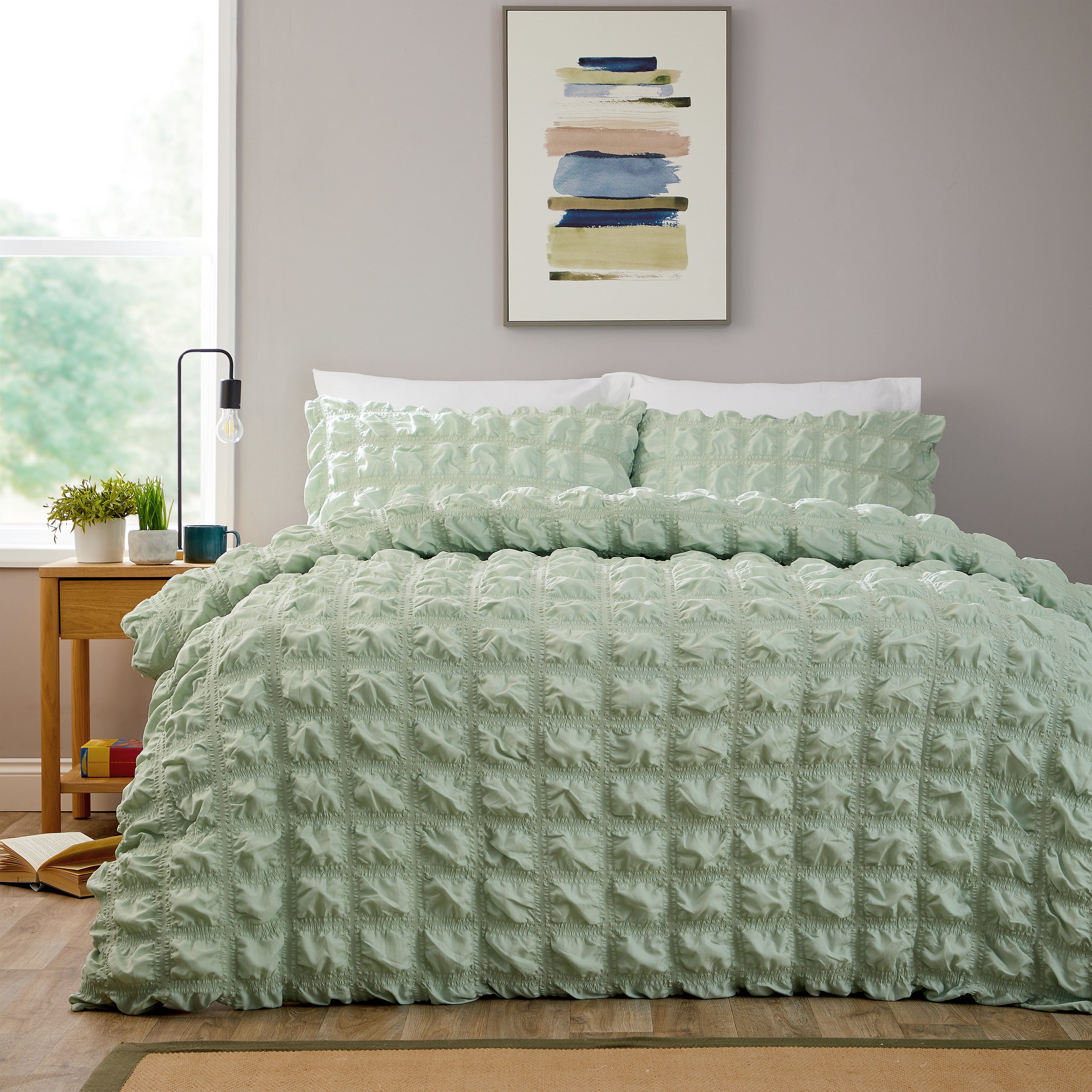OLIVIA ROCCO Textured Pintuck Ruffles Pleated Microfibre Duvet Cover Set With Pillowcases Soft Breathable Easy Care Bedding