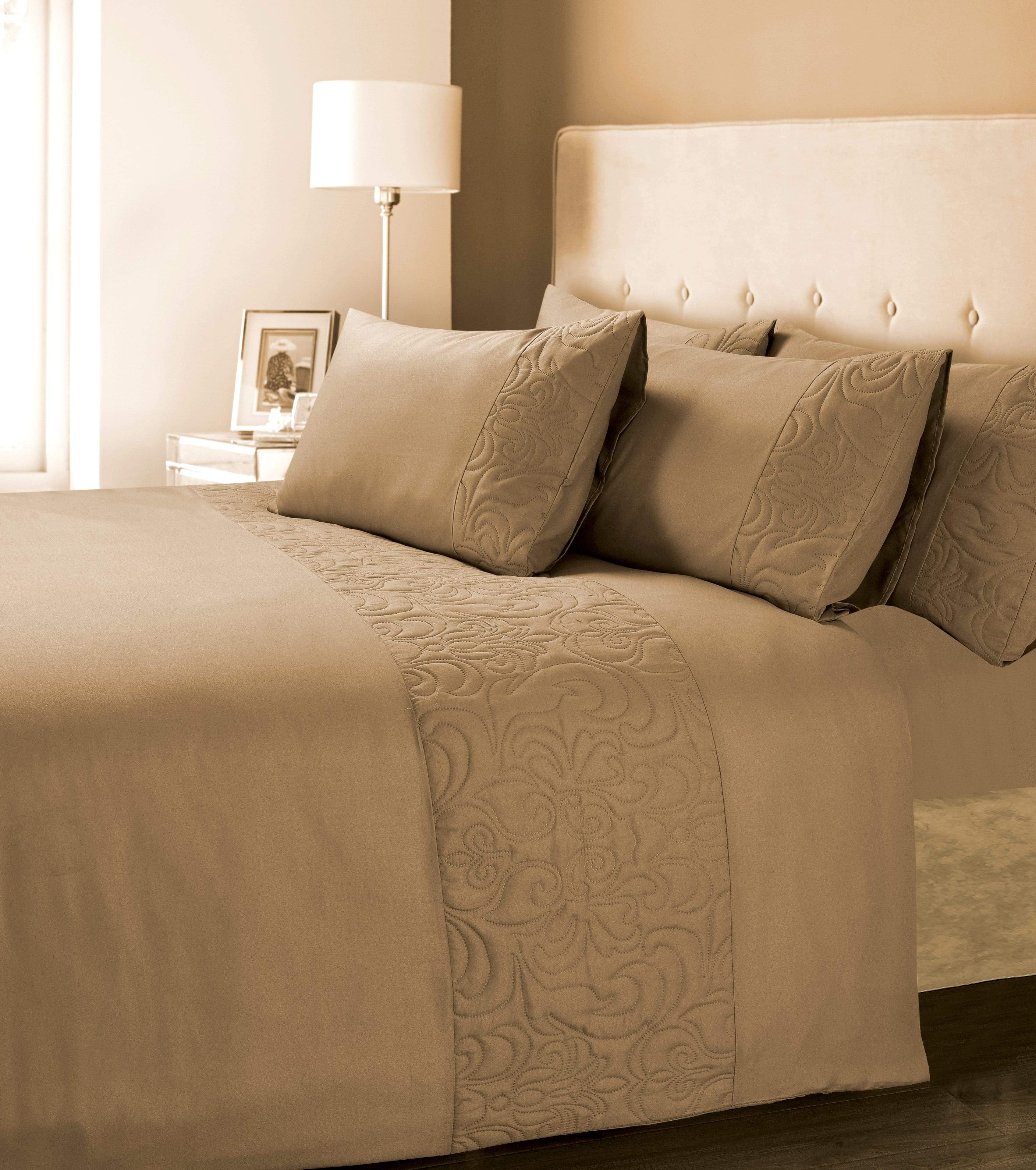 OLIVIA ROCCO Venezia Embellished Duvet Set Easy Care Quilt Cover In Various Colours And Sizes Designed In England UK Stock