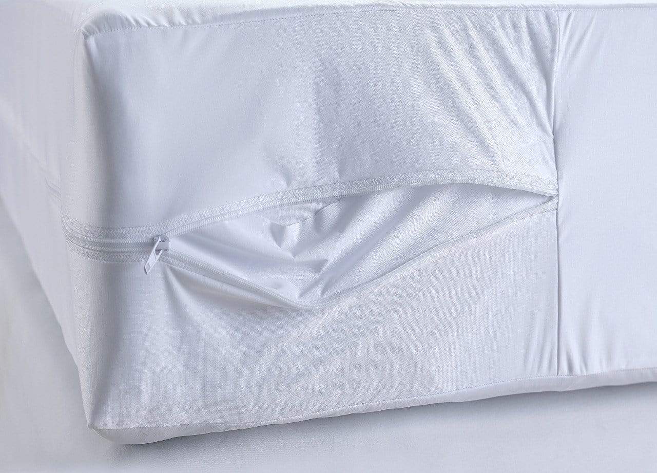 OLIVIA ROCCO Waterproof Anti Bed Bug Mattress EncasER, Extra Deep, Zippered, Hypoallergenic Dust Mite Barrier, Allergen Barrier Knit Jersey Lining