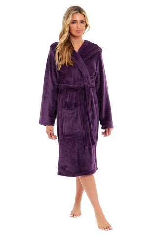 OLIVIA ROCCO Women's Hooded Plush Fleece Dressing Gown Ultra-Soft Velvet Bathrobe For Winter Lounging And Relaxation At Home
